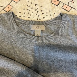 LOFT medium long sleeve blouse. One piece.